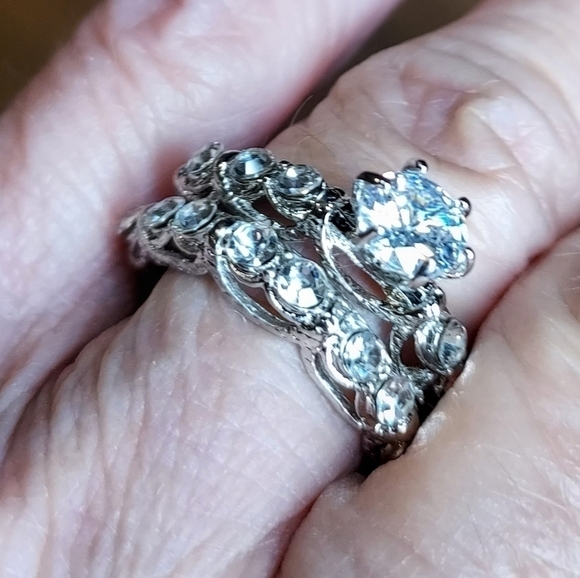 Women's engagement set size 8 new cubic zirconia silver tone co… - Picture 3 of 12
